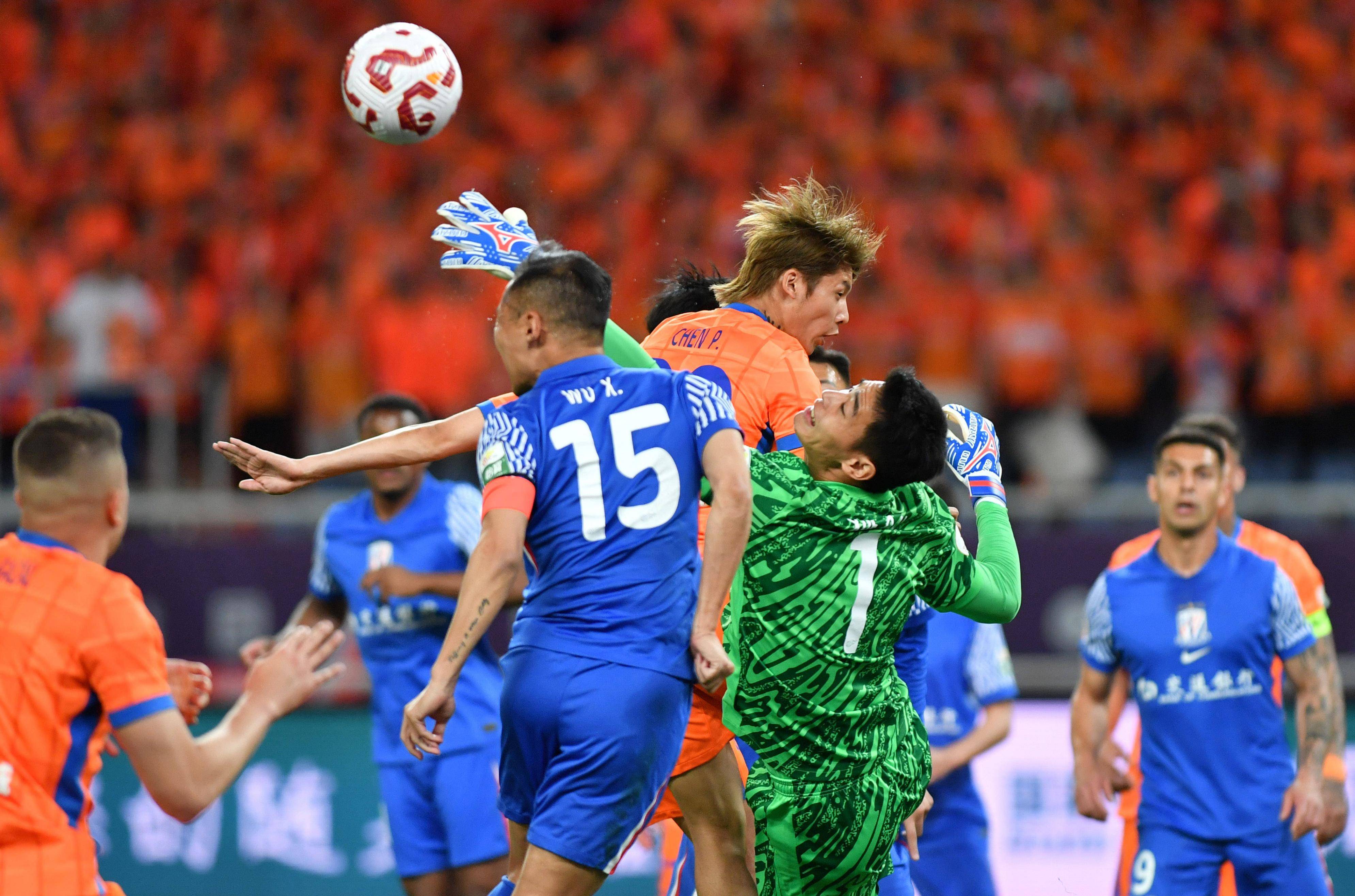 滚球预测赛事精彩瞬间盘点，年度回顾震撼登场