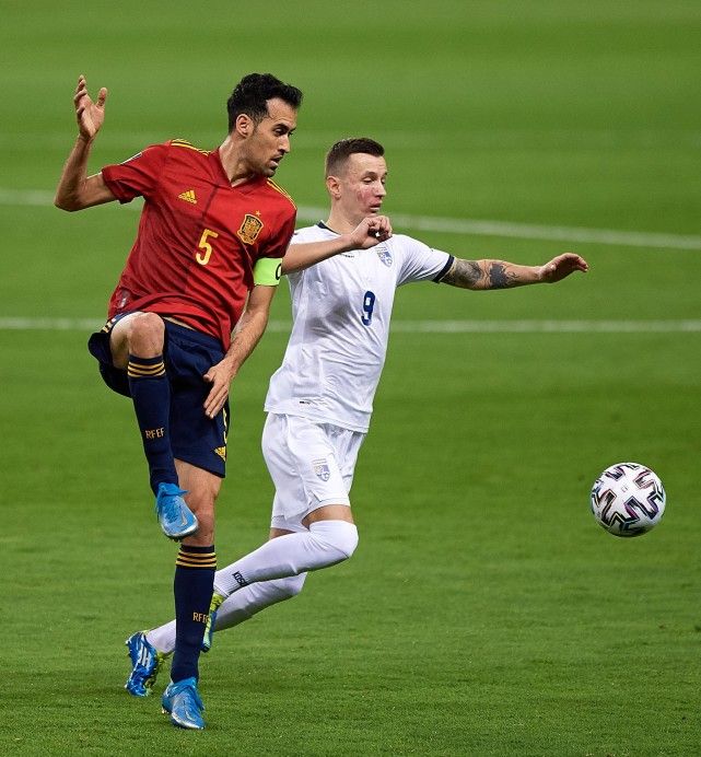 塞维利亚横扫波兰，萨内惊艳四座