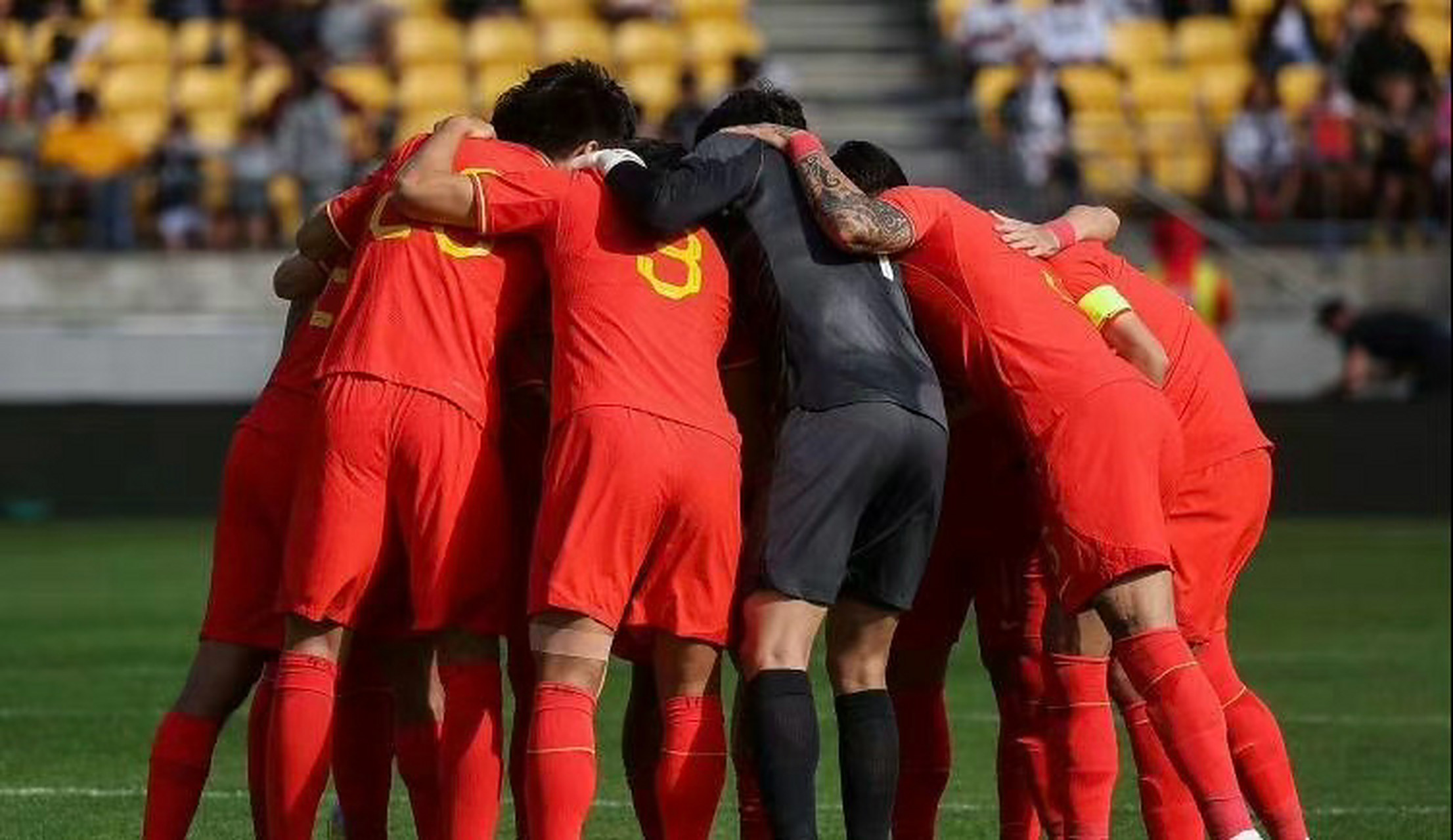 中国队碾压马来西亚队，桃田贤斗点燃赛场