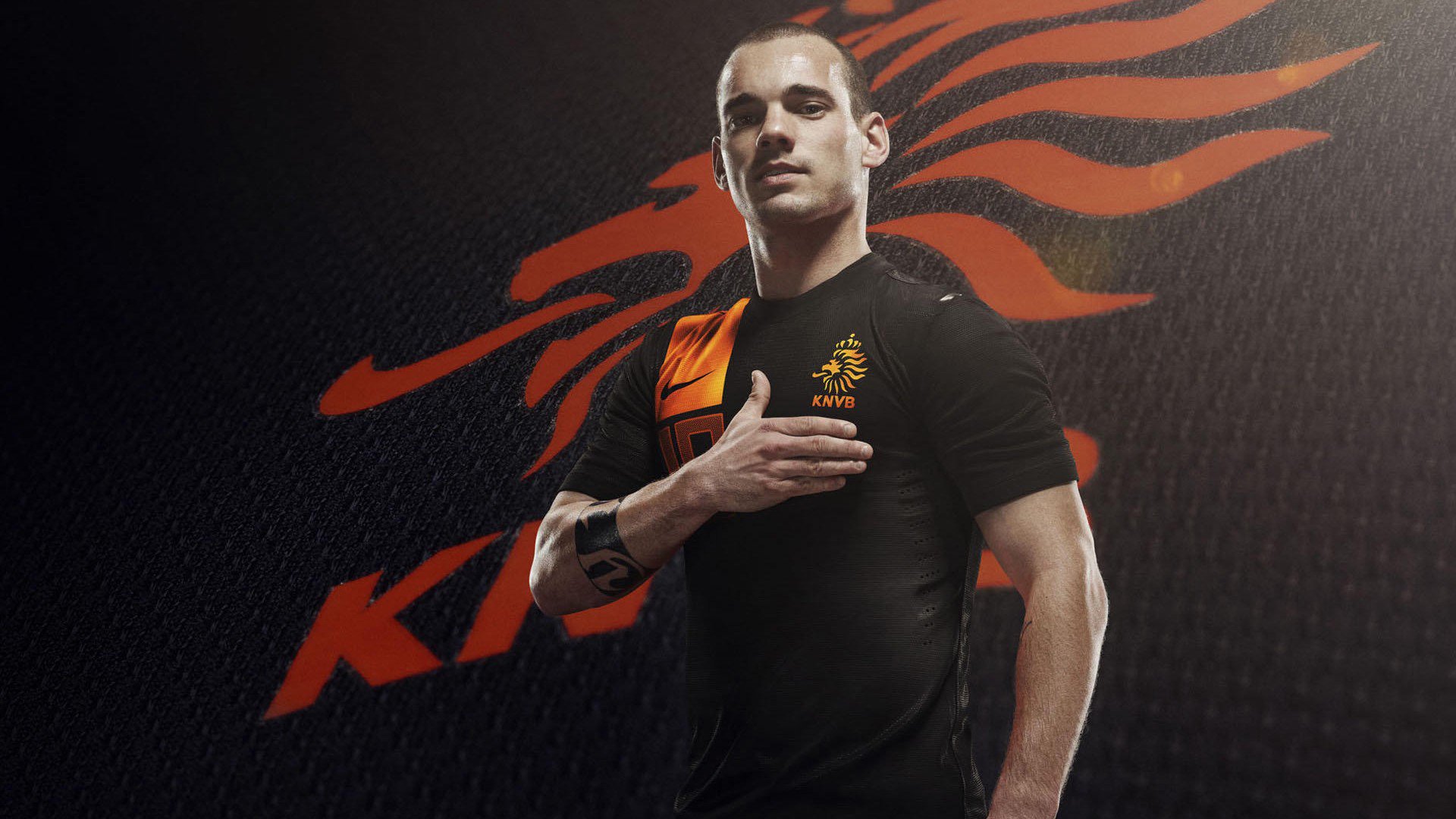 爱游戏-凌晨两点半，当美洲狂喜刺穿德国堡垒，英伦玫瑰已点燃另一个赛场