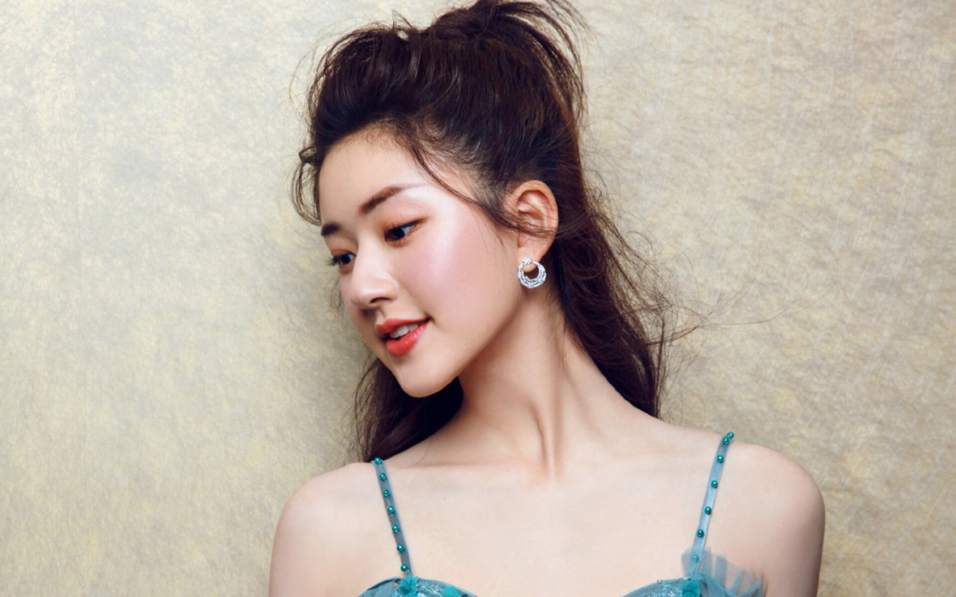 脊背与三分,当23毫米的脊骨支撑起克莱的100亿次心跳