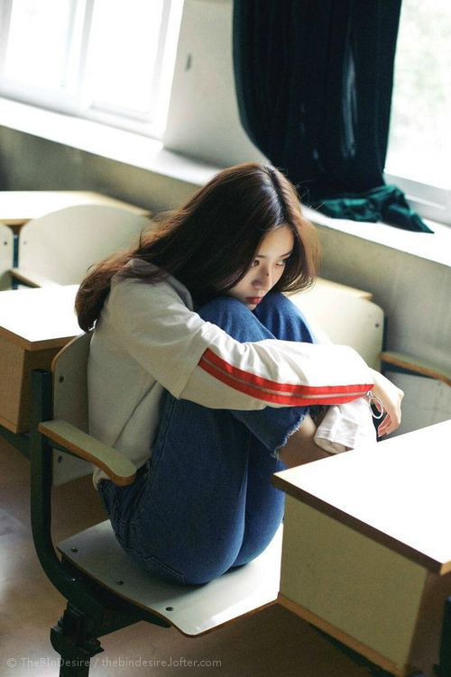 这是一篇为您定制的、具有唯一性和赛事解构深度的文章